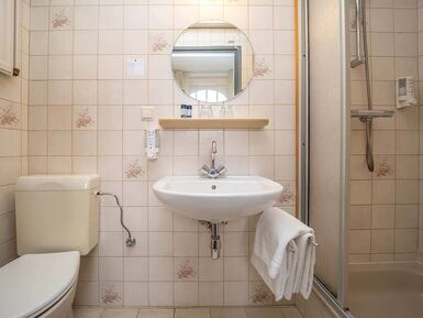 Fletcher-Hotel-Restaurant-Geulvallei-badkamer