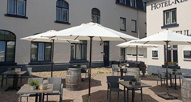 Terras van Fletcher Hotel-Restaurant De Geulvallei